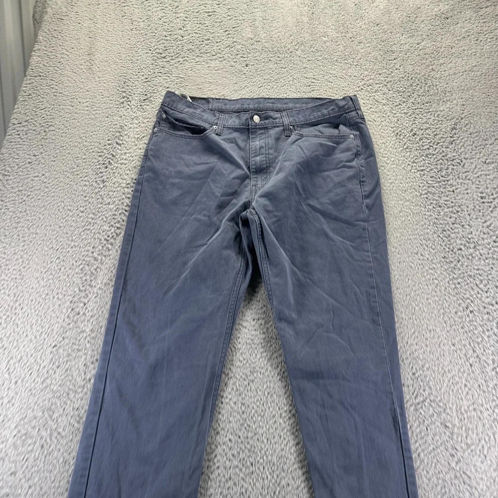 Levis before purchasing